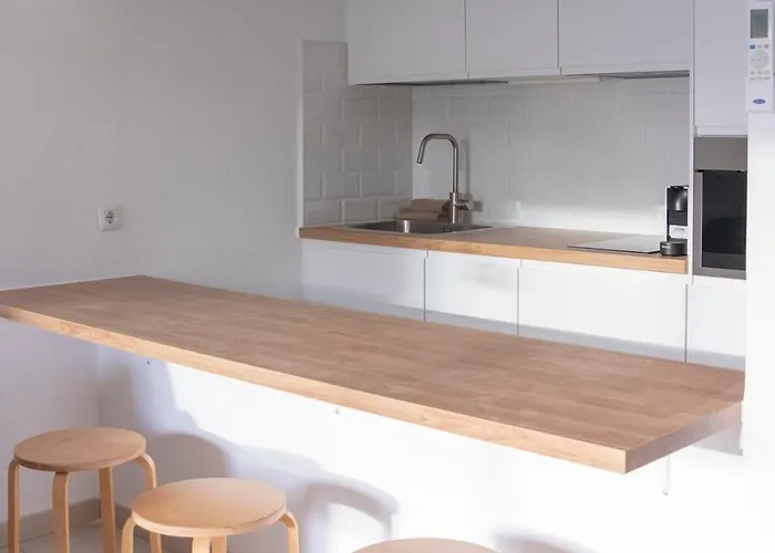 Atlantic Garden & Surf 168 アパート